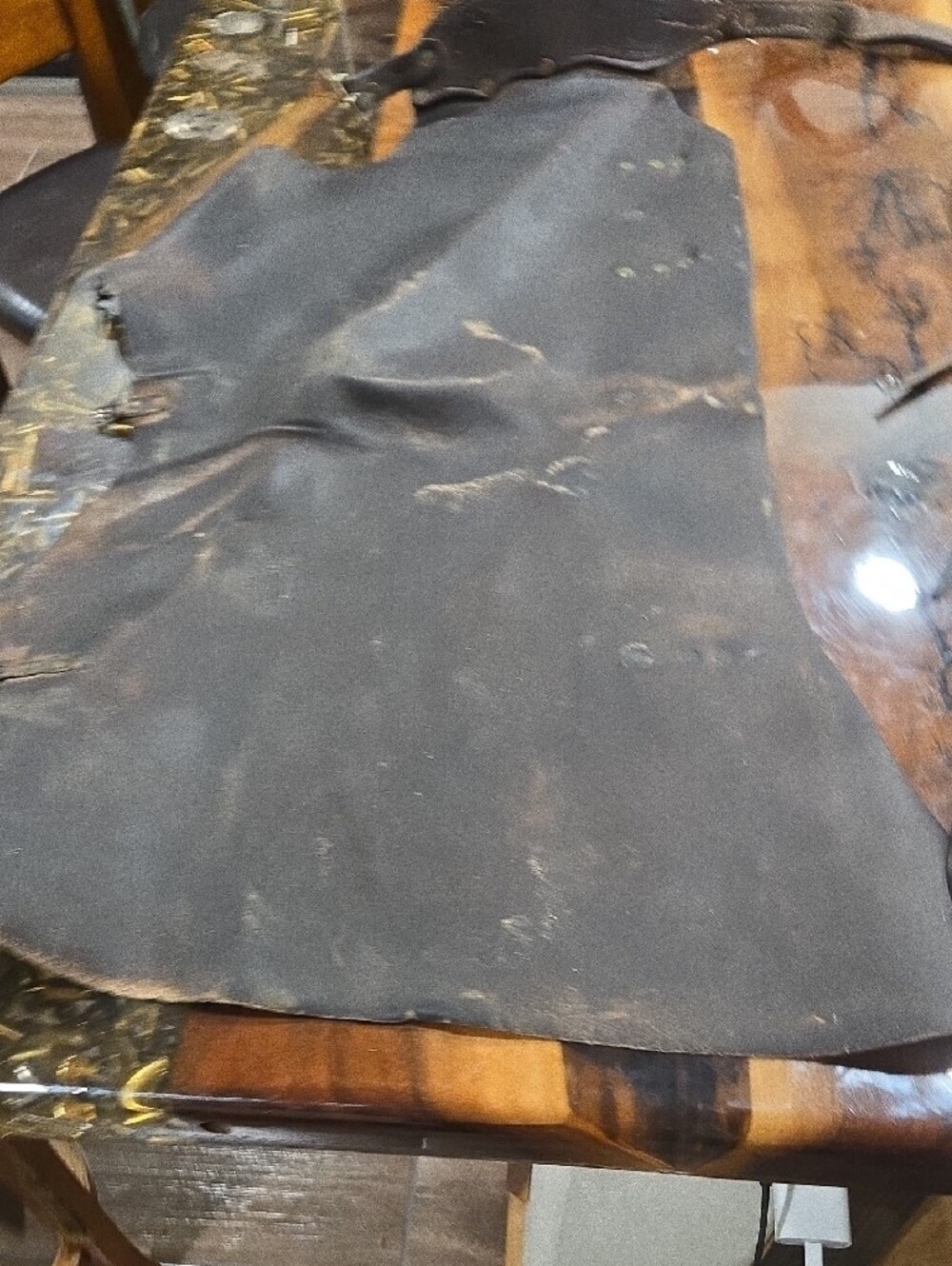 Brown Leather Work Chapps In Good Condition. - Picture 8 of 9
